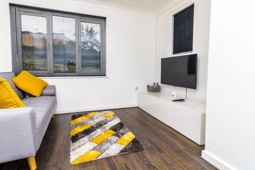 Shazeal Apartments Бирмингем Экстерьер фото